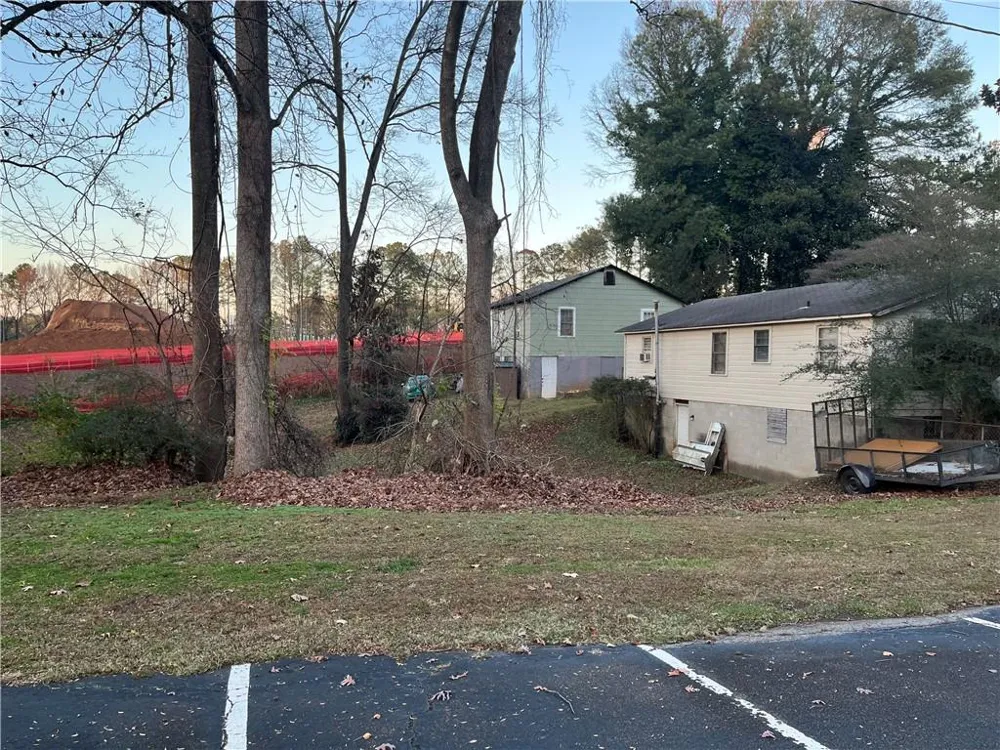 4088 Carver Drive Doraville, GA 30360