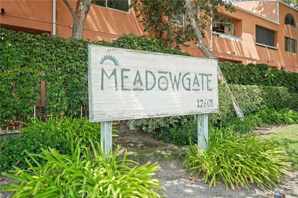 12601 Van Nuys #111 Pacoima, CA 91331