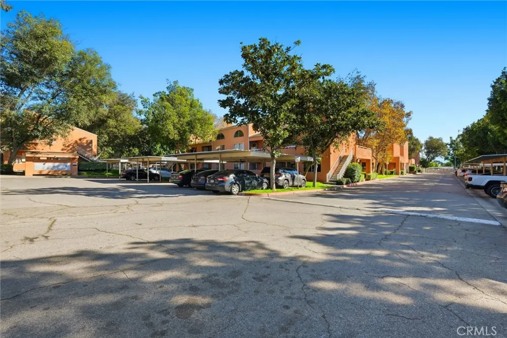12601 Van Nuys #111 Pacoima, CA 91331