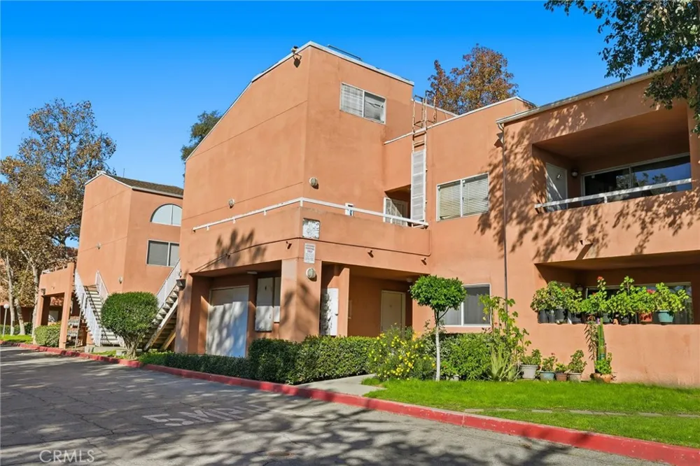 12601 Van Nuys #111 Pacoima, CA 91331