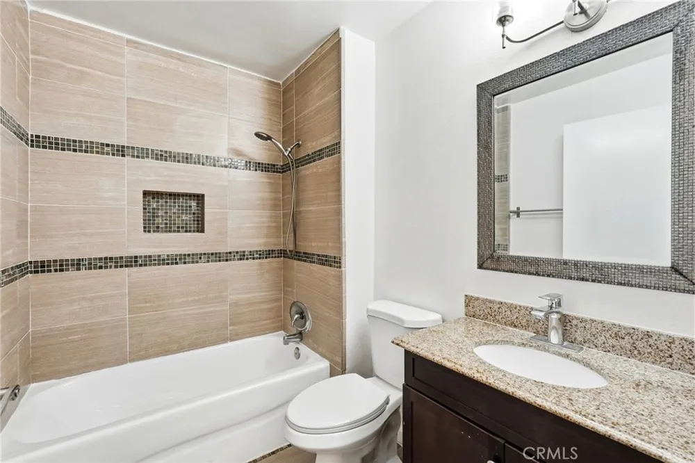 12601 Van Nuys #111 Pacoima, CA 91331