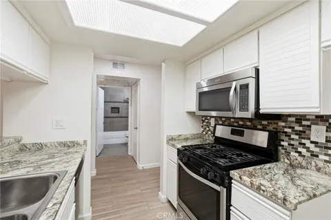 12601 Van Nuys #111