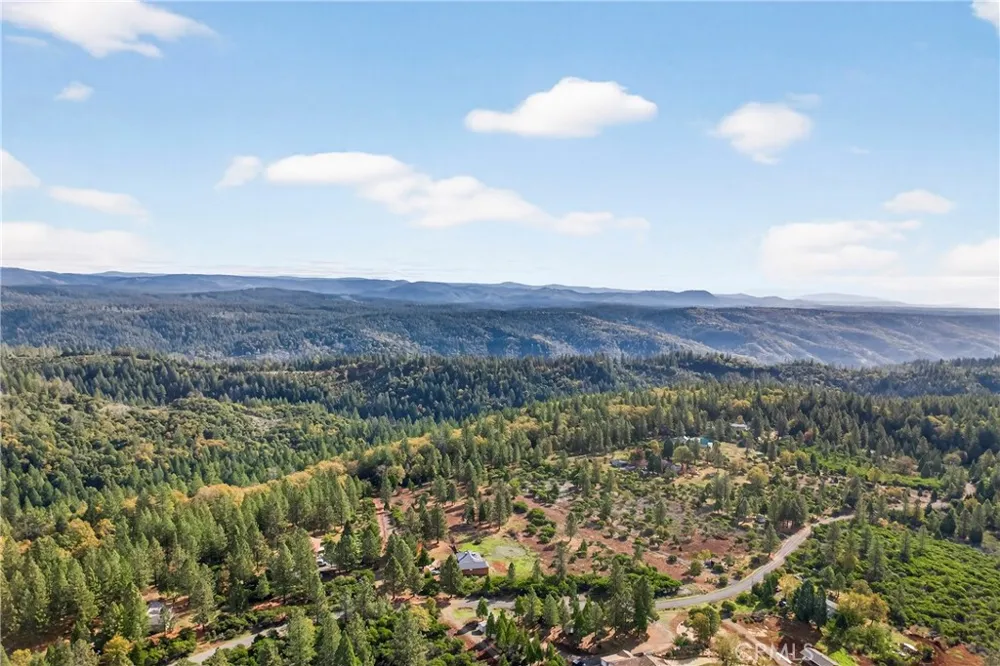 Burgundy Lane Forest Ranch, CA 95942
