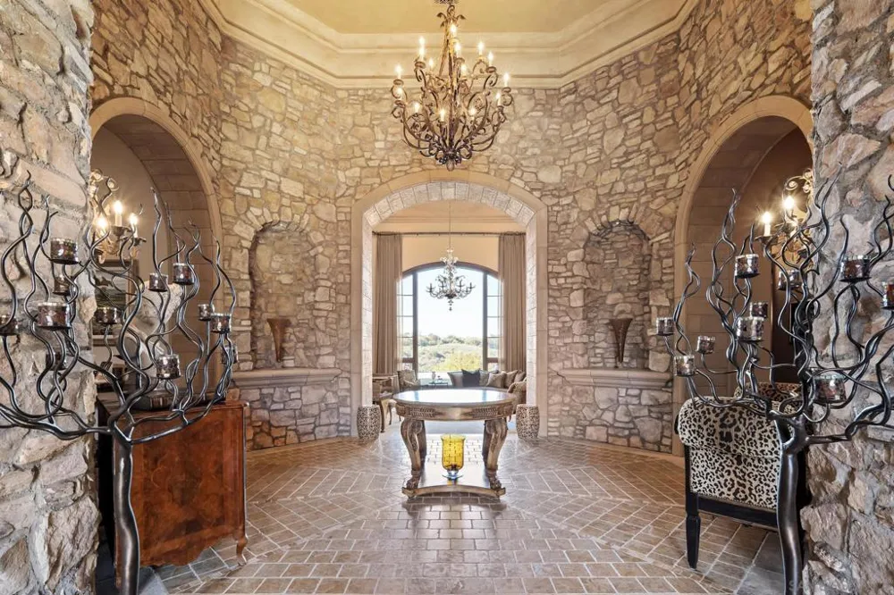 18486 Via Candela Rancho Santa Fe, CA 92091