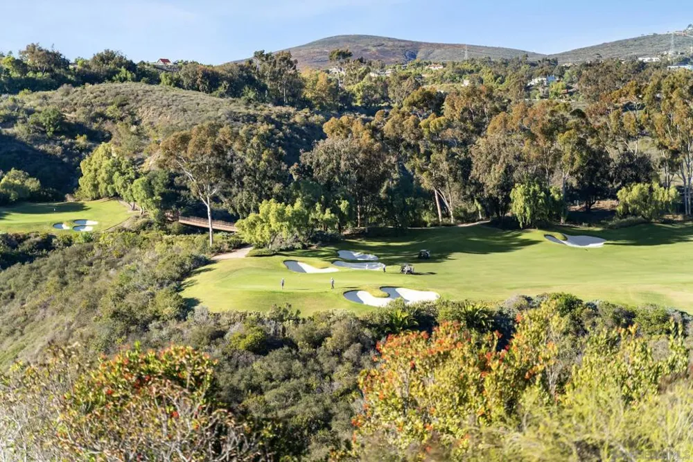 18486 Via Candela Rancho Santa Fe, CA 92091