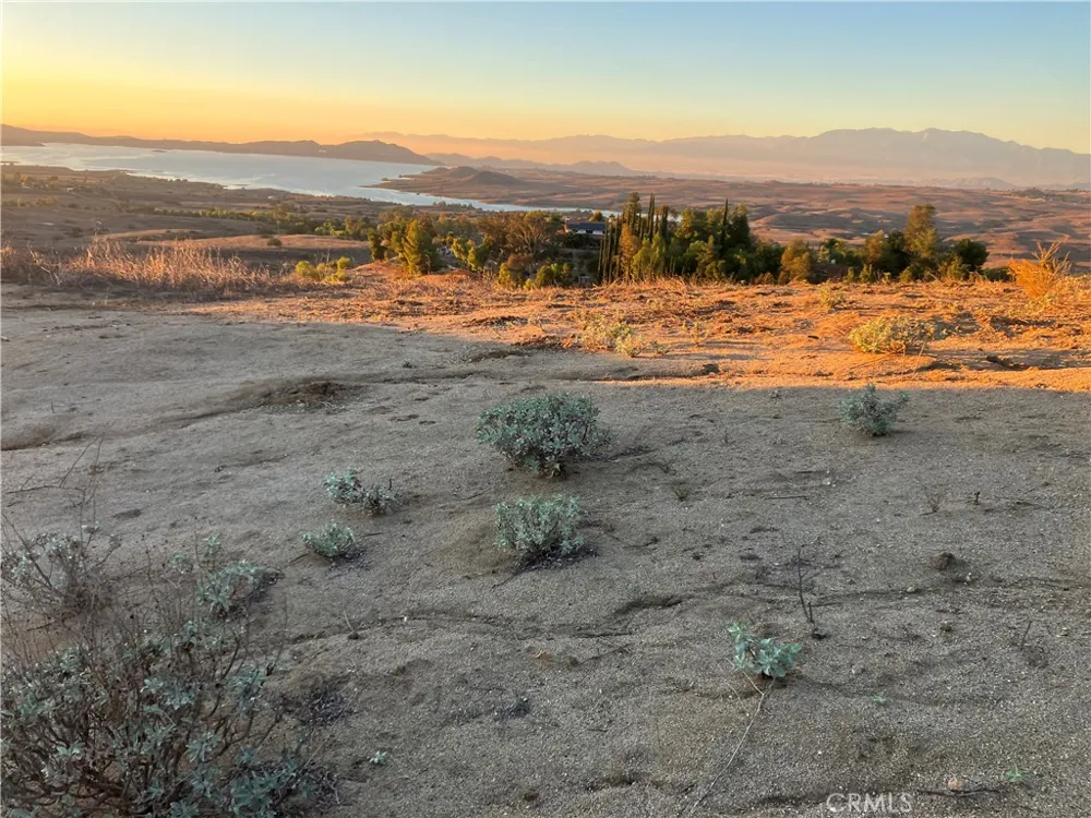 29620 Broadview Lake Mathews, CA 92570