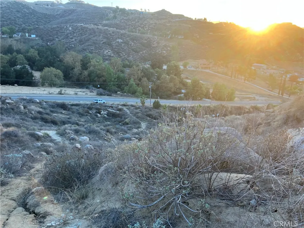 29620 Broadview Lake Mathews, CA 92570