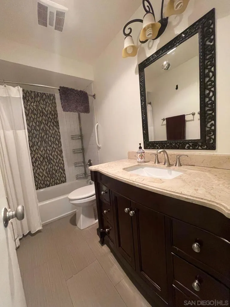 2510 Torrey pines Rd #413 La Jolla, CA 92037