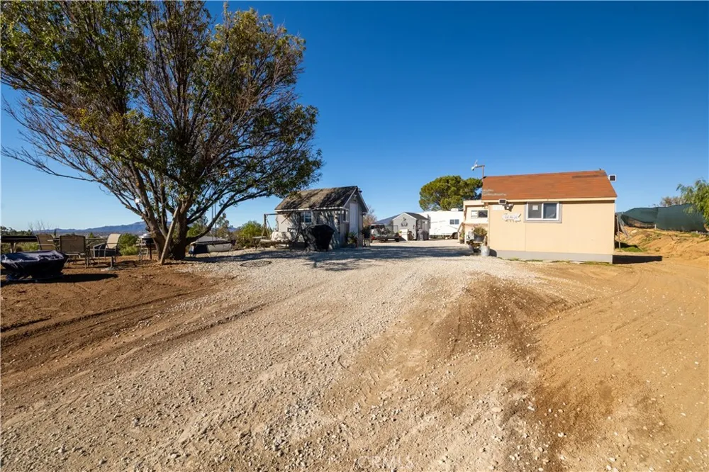 59280 Roger Lane Anza, CA 92539
