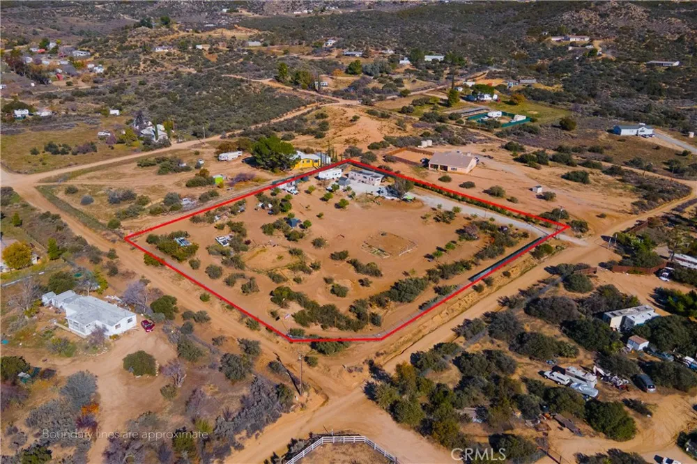 59280 Roger Lane Anza, CA 92539