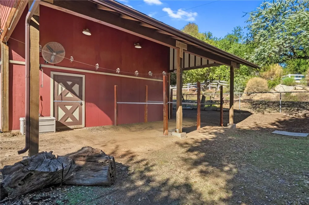 17705 Rodeo Road Ortega Mountain, CA 92530