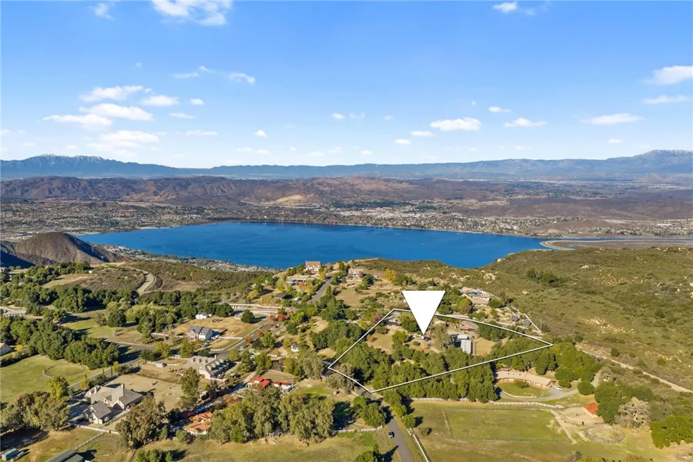 17705 Rodeo Road Ortega Mountain, CA 92530