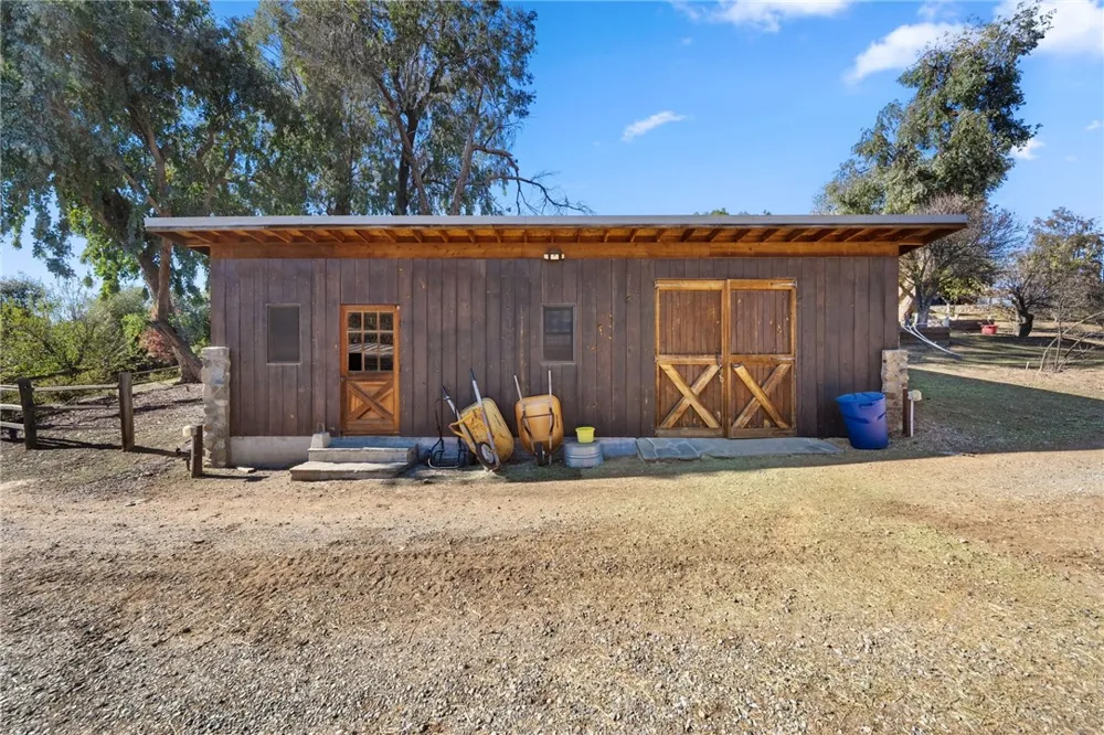 17705 Rodeo Road Ortega Mountain, CA 92530