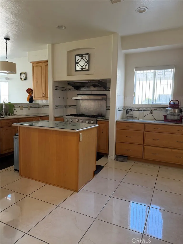 3135 Bartlett Rosemead, CA 91770