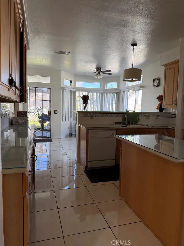 3135 Bartlett Rosemead, CA 91770