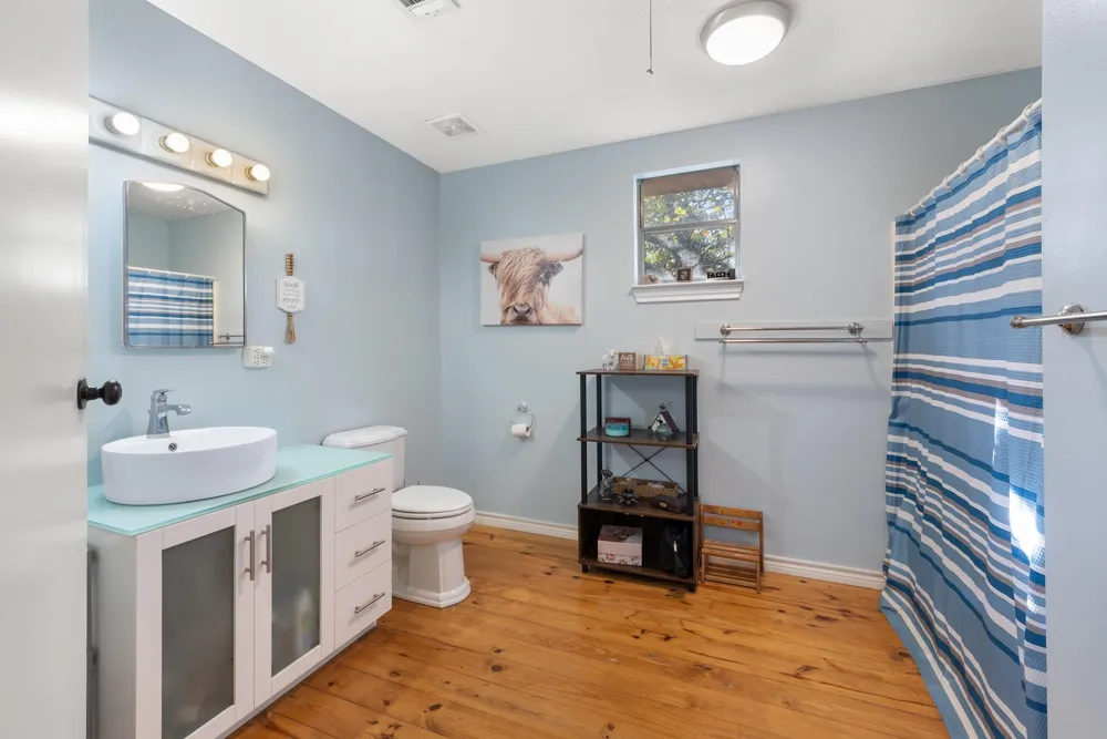 110 Birch Forest Drive Somerville, TX 77879