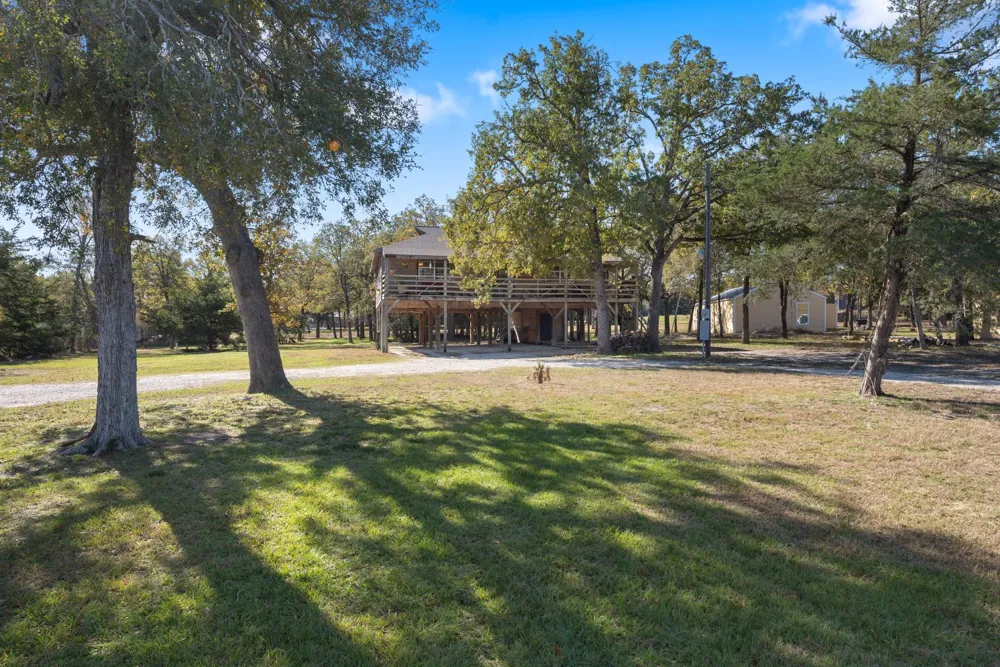 110 Birch Forest Drive Somerville, TX 77879
