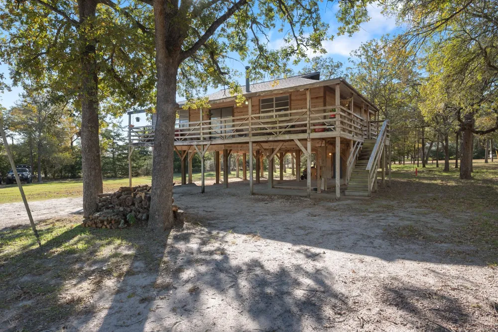 110 Birch Forest Drive Somerville, TX 77879