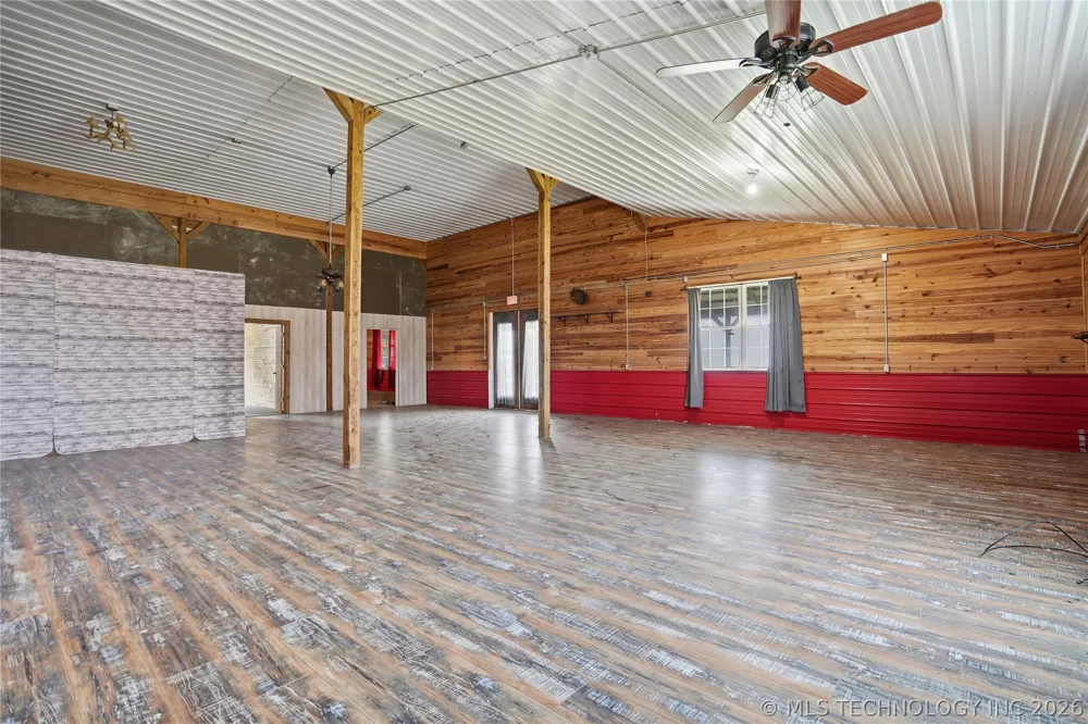 113 S Wilder Chouteau, OK 74337