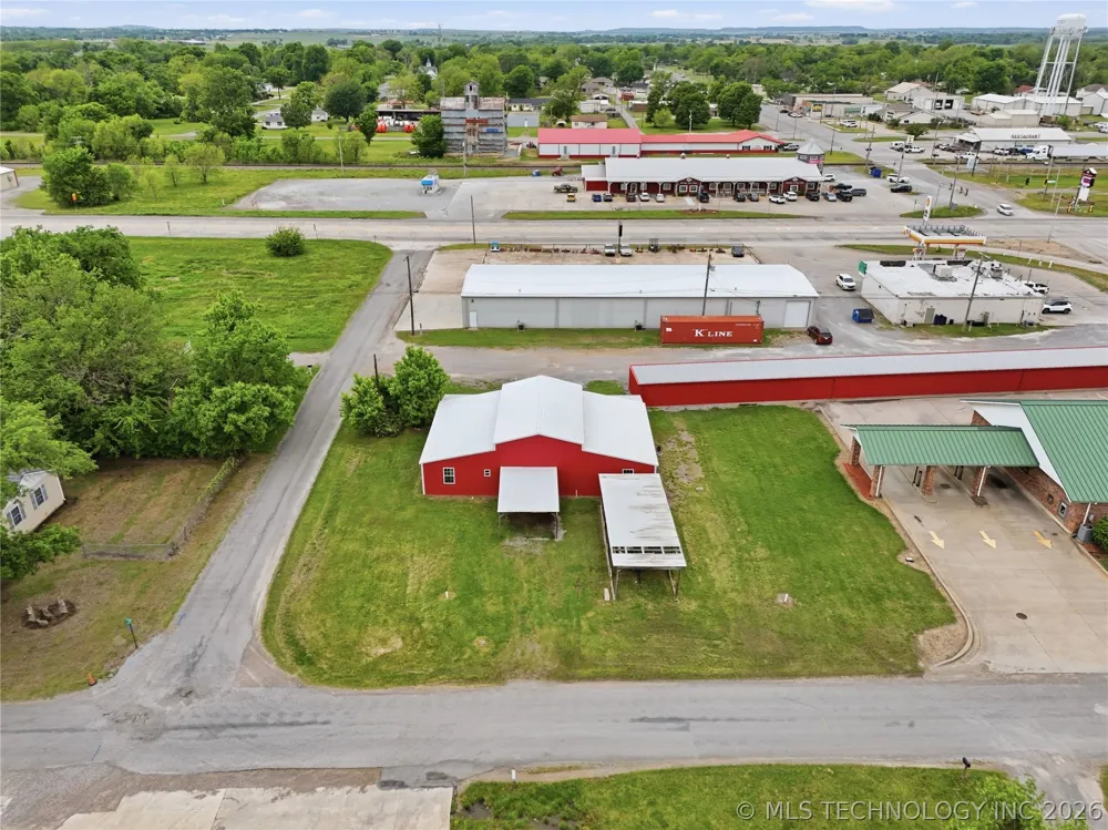 113 S Wilder Chouteau, OK 74337