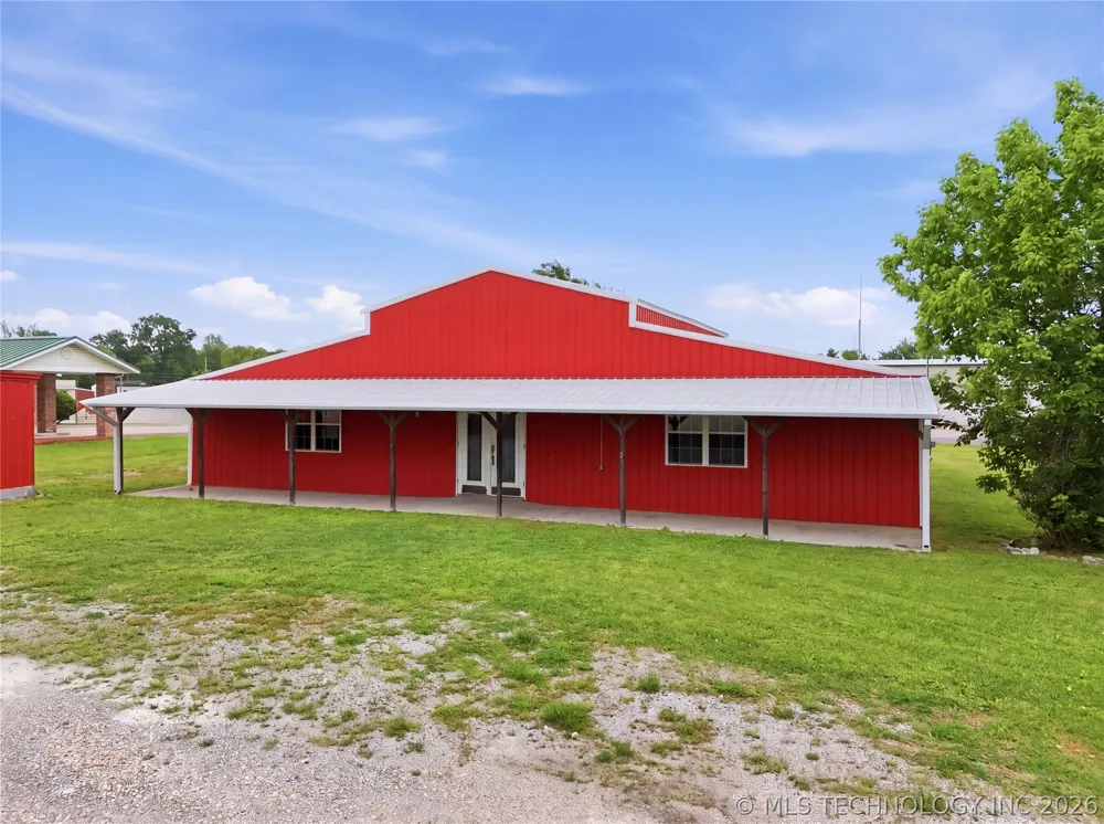 113 S Wilder Chouteau, OK 74337