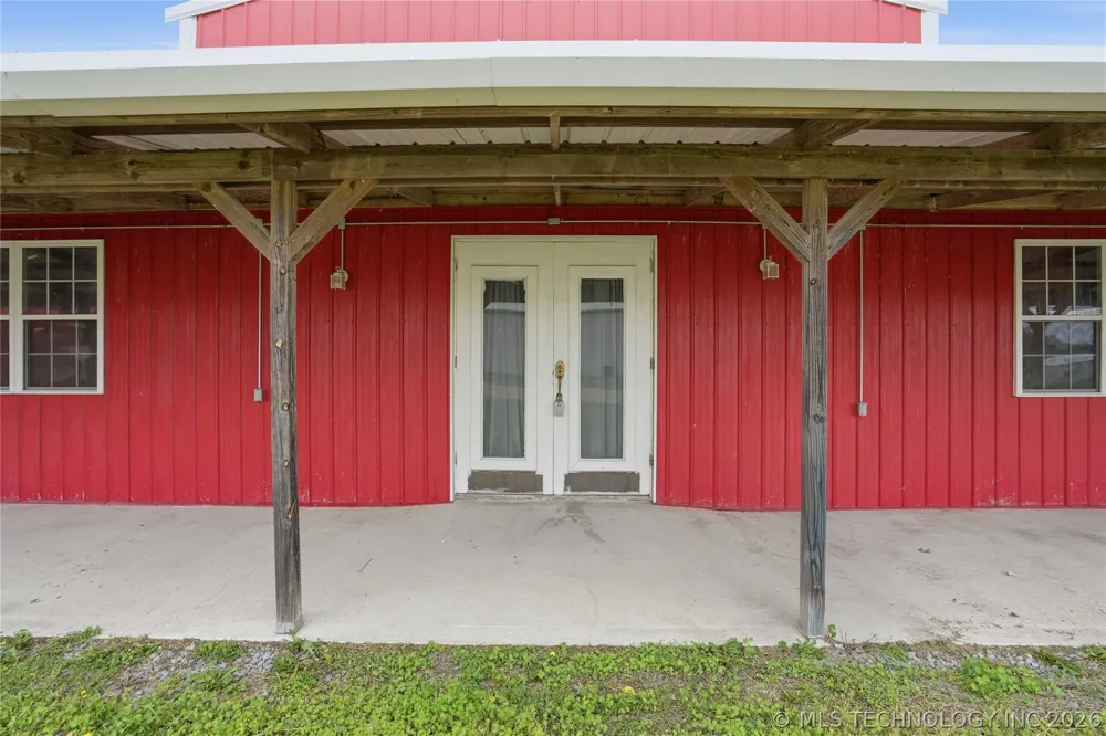 113 S Wilder Chouteau, OK 74337