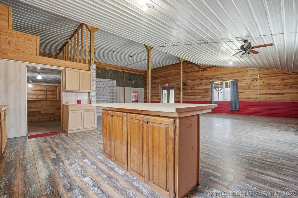 113 S Wilder Chouteau, OK 74337