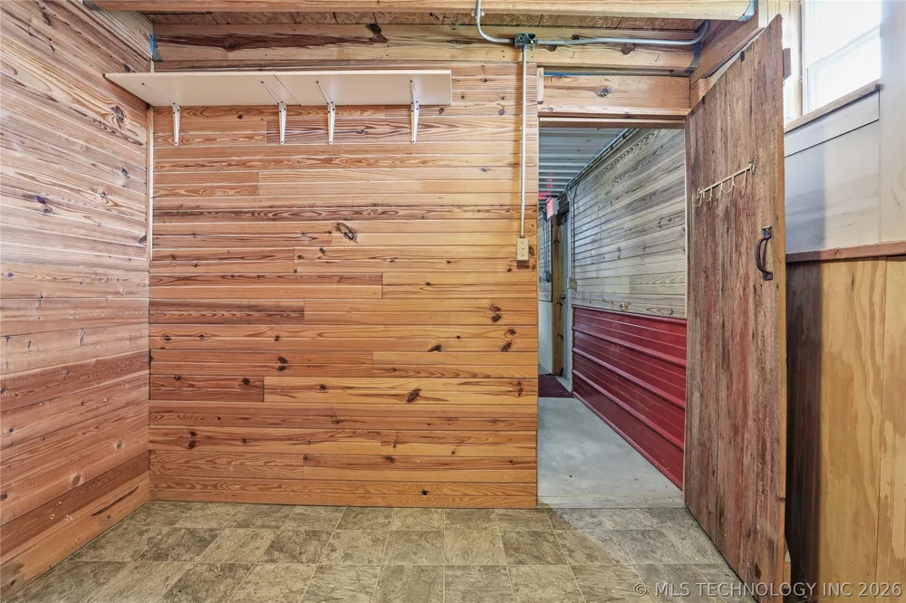 113 S Wilder Chouteau, OK 74337