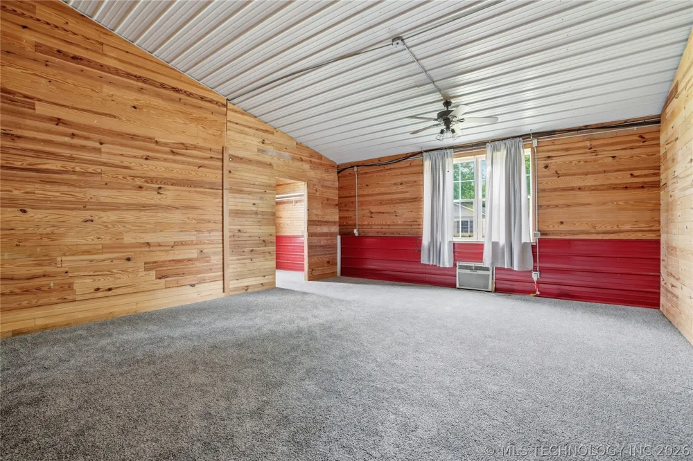 113 S Wilder Chouteau, OK 74337