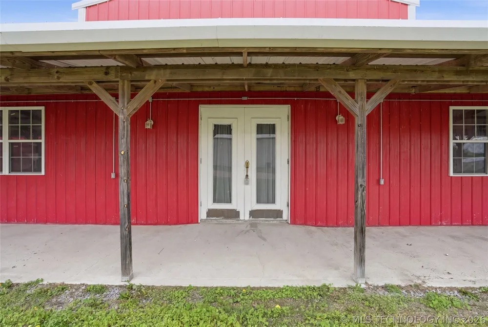 113 S Wilder Chouteau, OK 74337