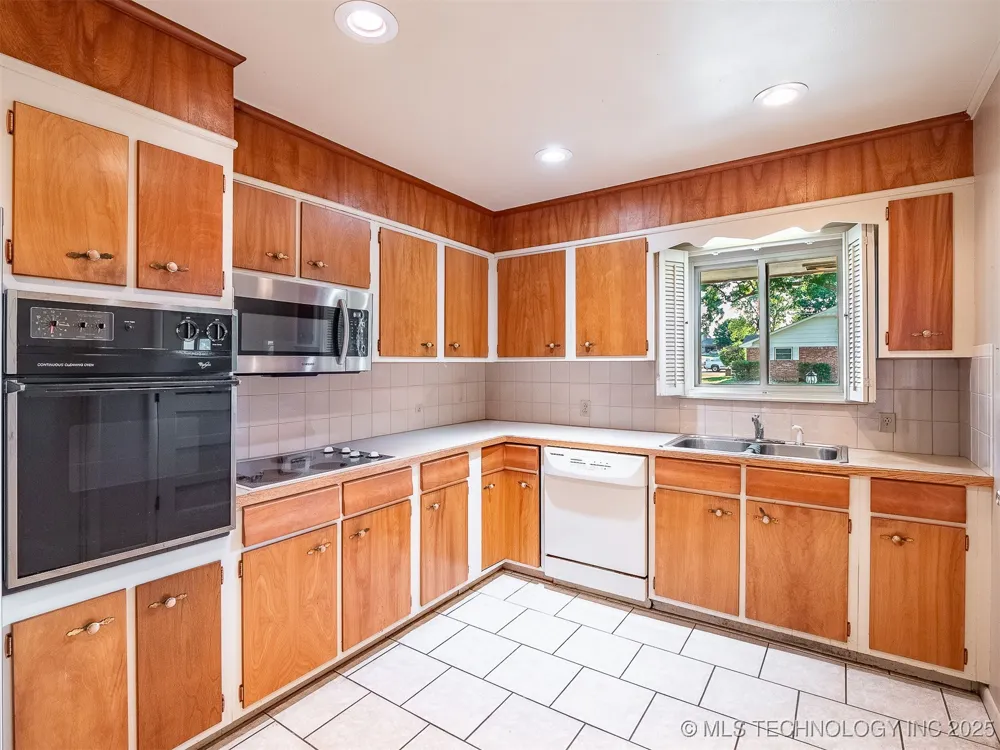 1708 Louise Drive McAlester, OK 74501