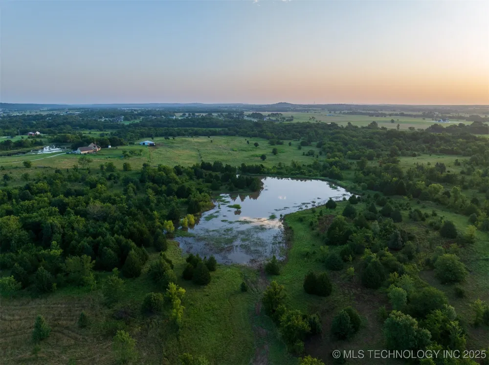 7 W 195th Street S Mounds, OK 74047