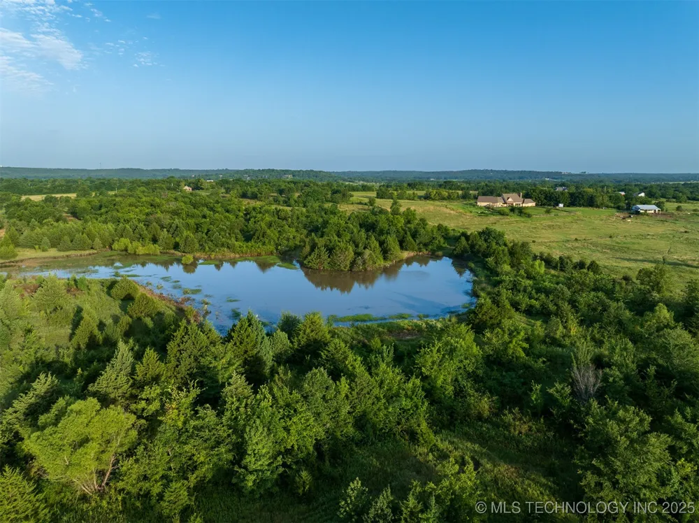 7 W 195th Street S Mounds, OK 74047