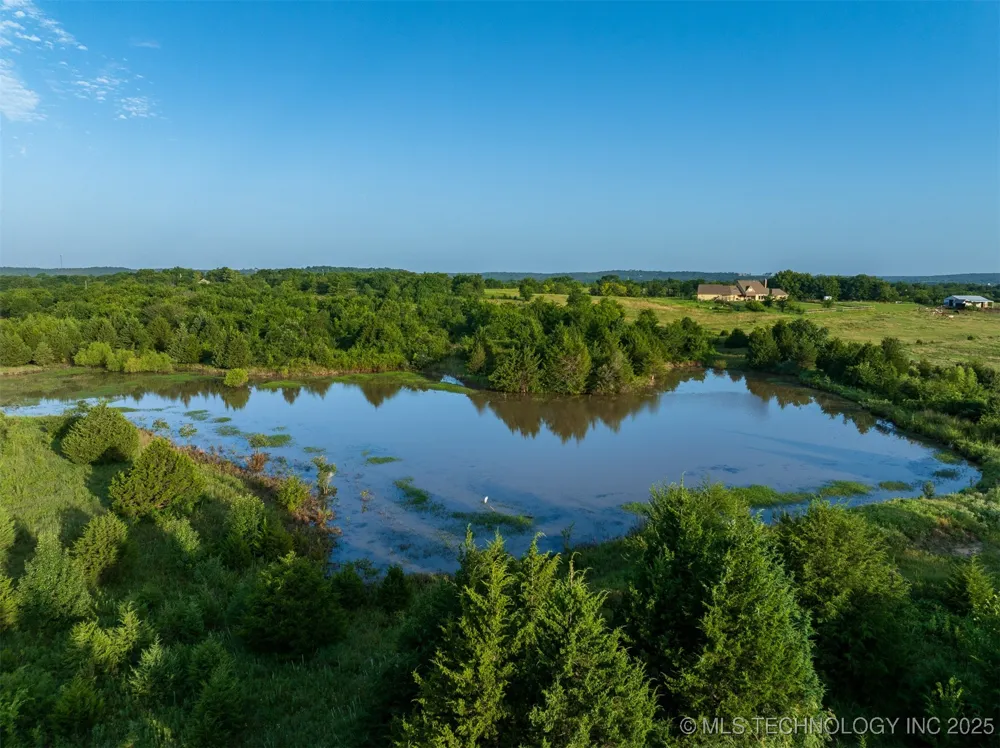 7 W 195th Street S Mounds, OK 74047