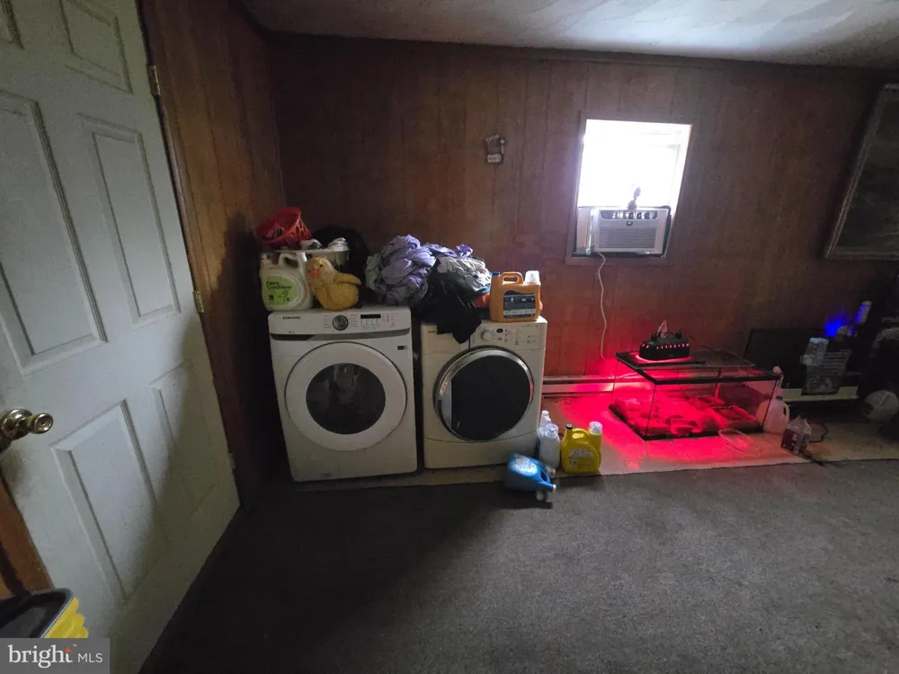 3165 SPRINGFIELD PIKE Springfield, WV 26763
