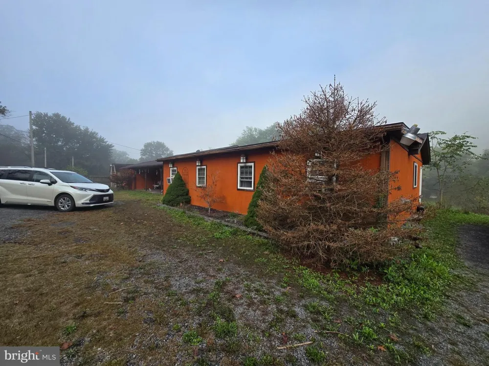 3165 SPRINGFIELD PIKE Springfield, WV 26763