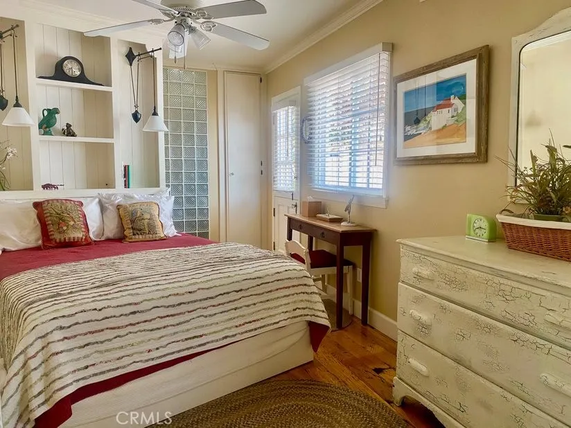 203 Amethyst Avenue Newport Beach, CA 92662