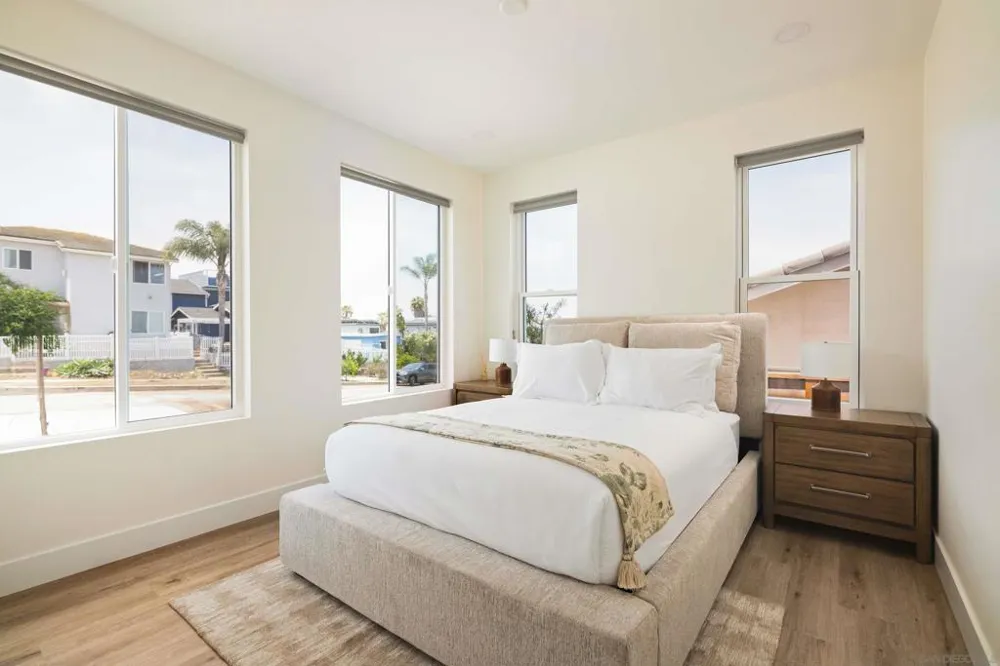 4614 Cape May Ave San Diego, CA 92107