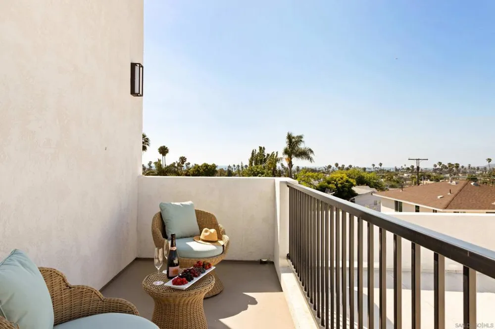 4614 Cape May Ave San Diego, CA 92107