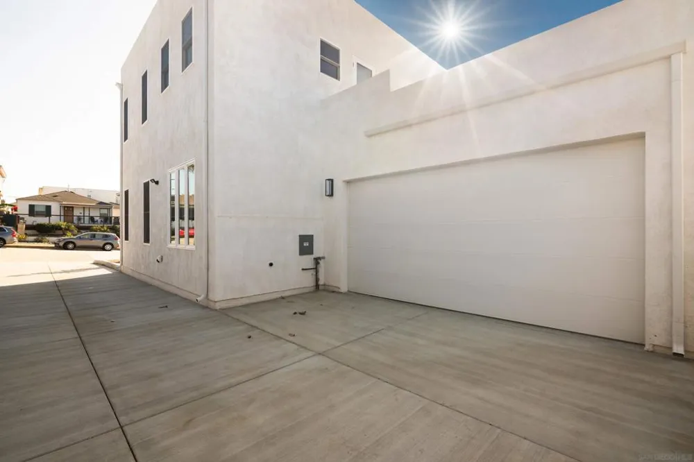 4614 Cape May Ave San Diego, CA 92107