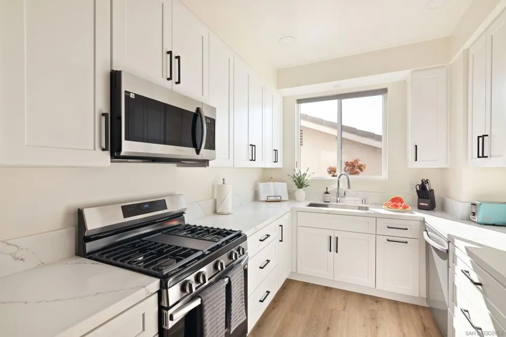 4614 Cape May Ave San Diego, CA 92107