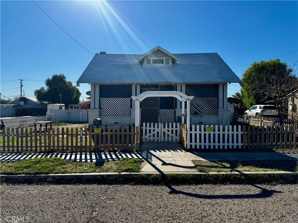 203 Walnut Street Needles, CA 92363