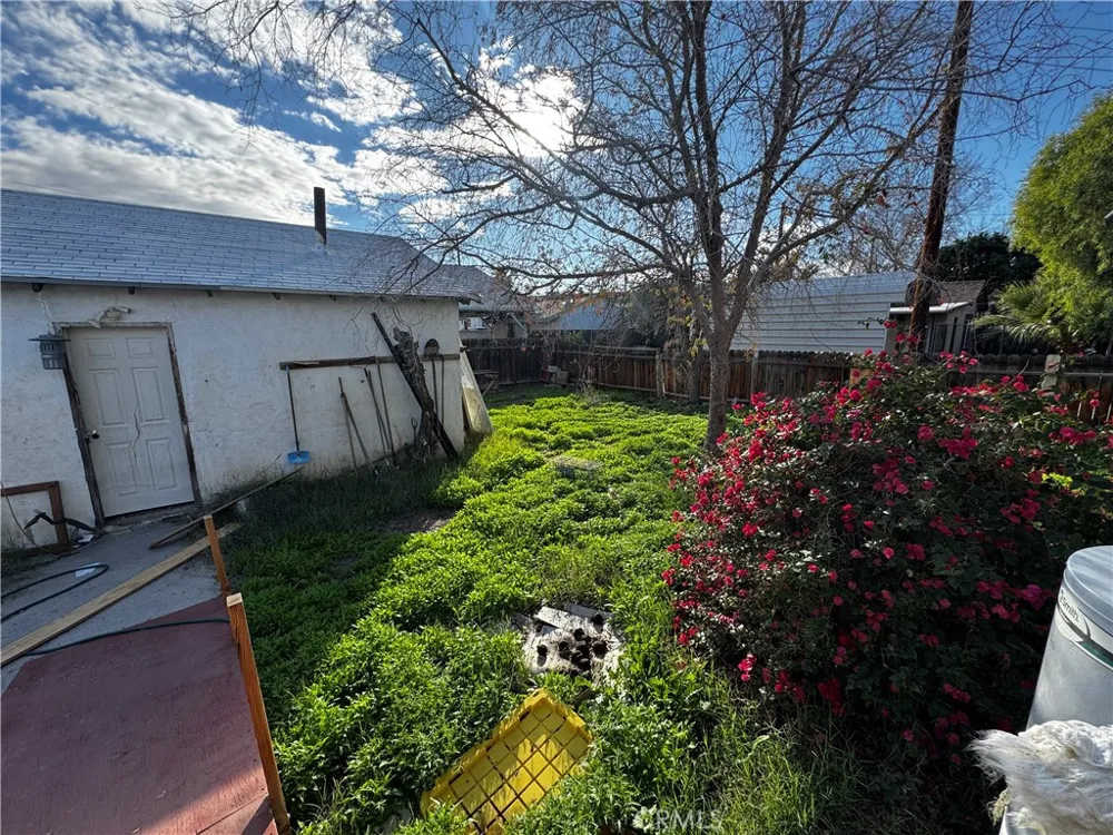 203 Walnut Street Needles, CA 92363