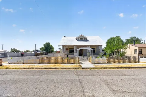203 Walnut Street