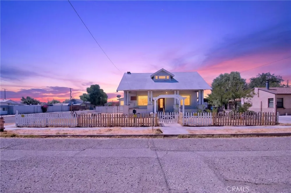 203 Walnut Street Needles, CA 92363