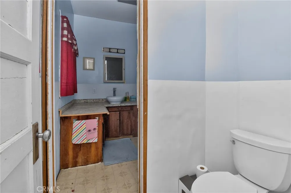 203 Walnut Street Needles, CA 92363