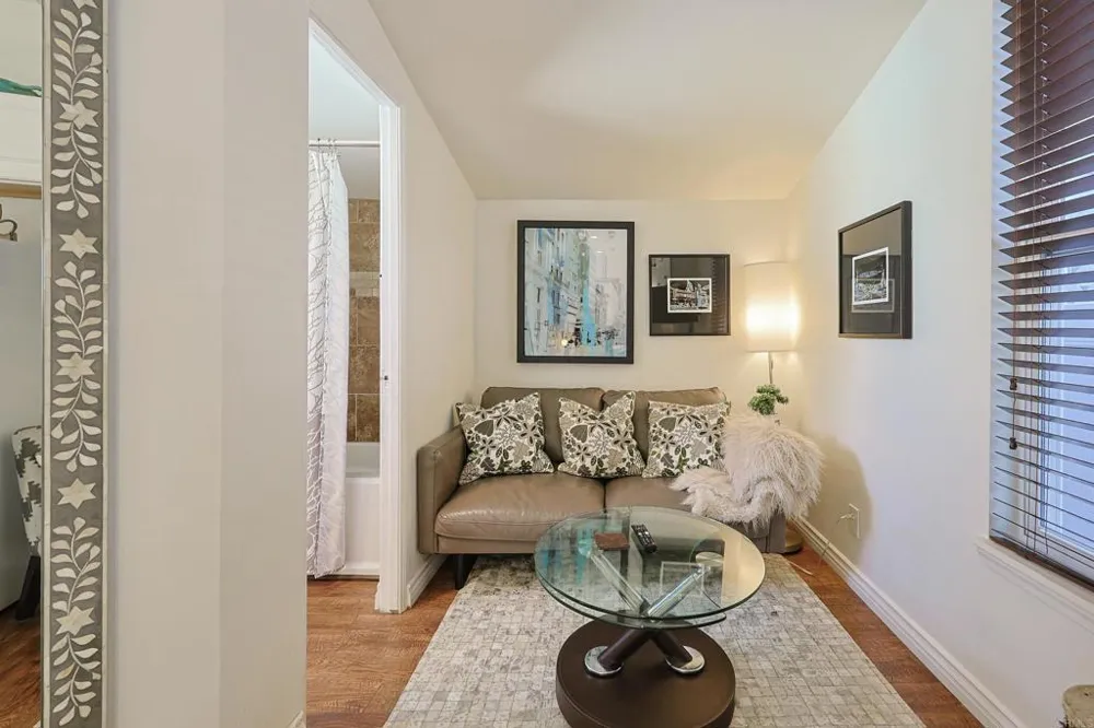 205 C AVENUE Coronado, CA 92118