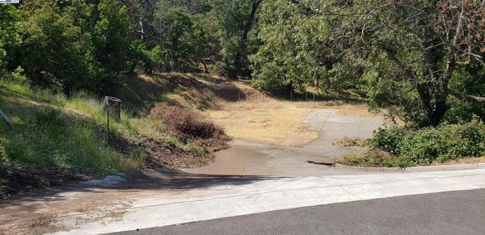 116 Ridgecrest Dr Napa, CA 94558