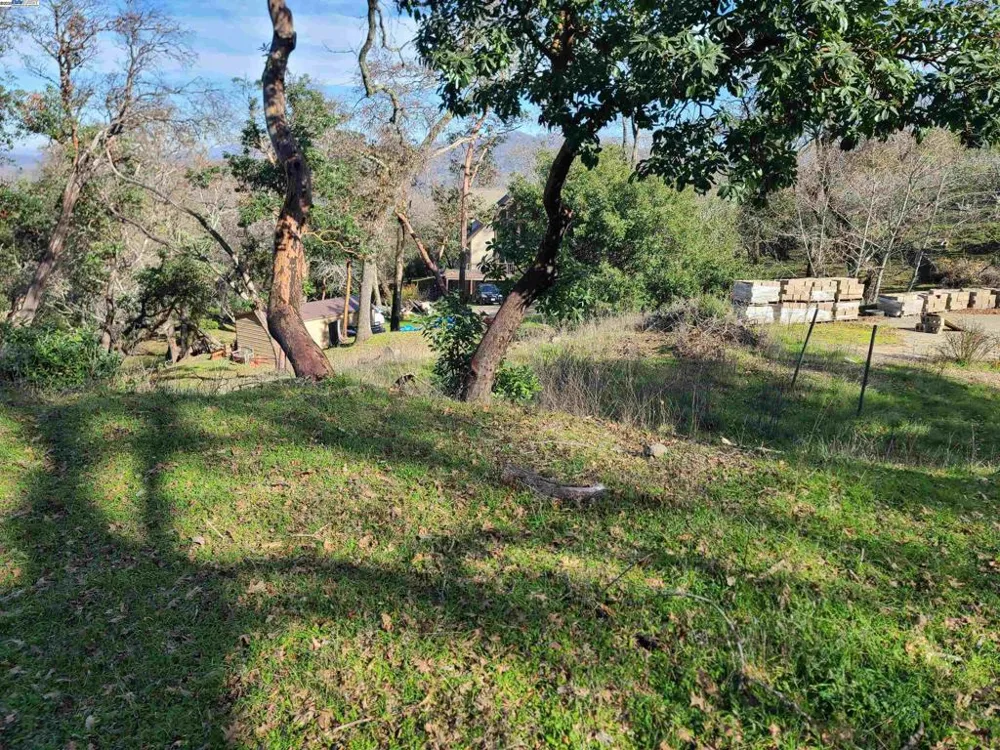 116 Ridgecrest Dr Napa, CA 94558