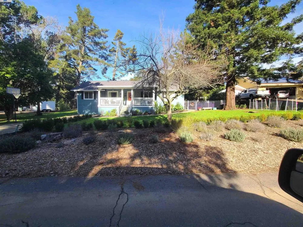 116 Ridgecrest Dr Napa, CA 94558